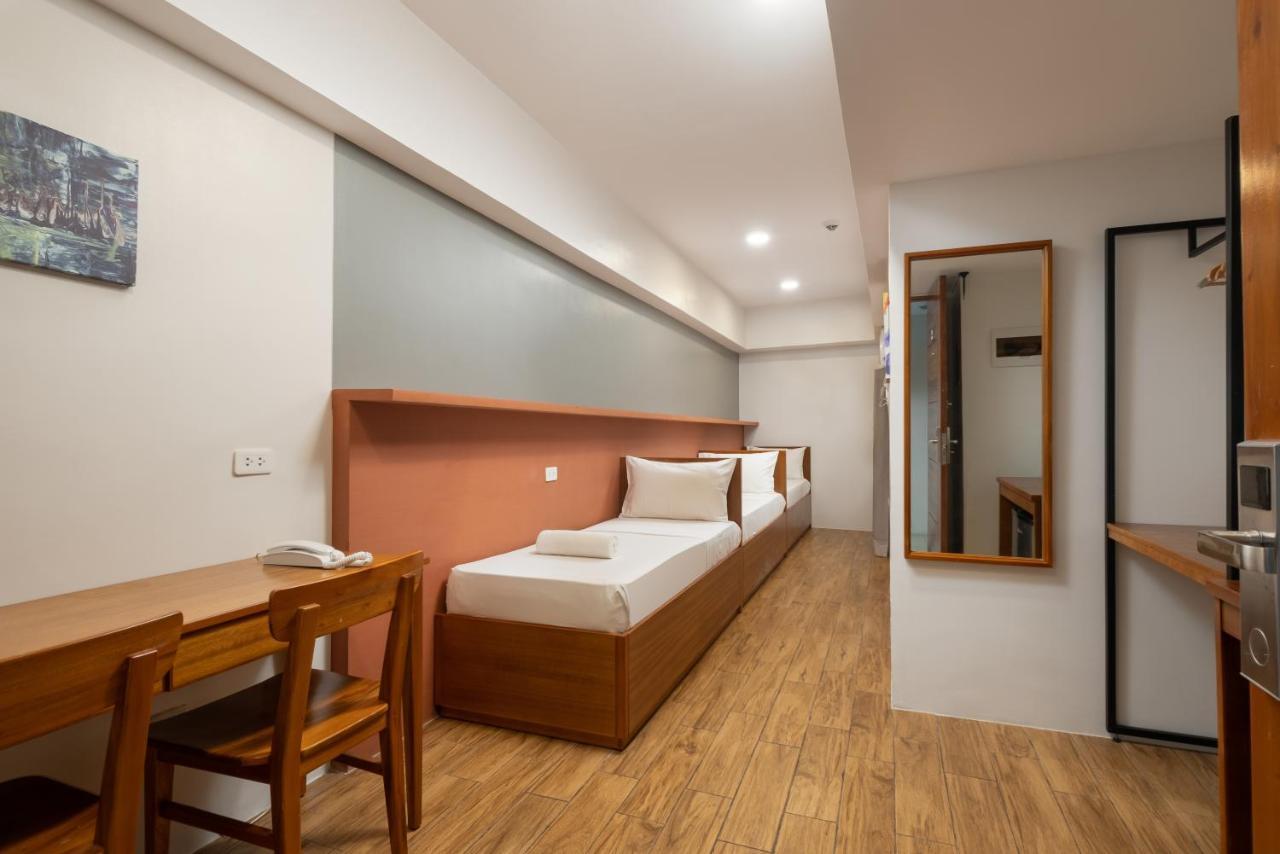 Ihotel Uptown Bgc Hotel 3*
