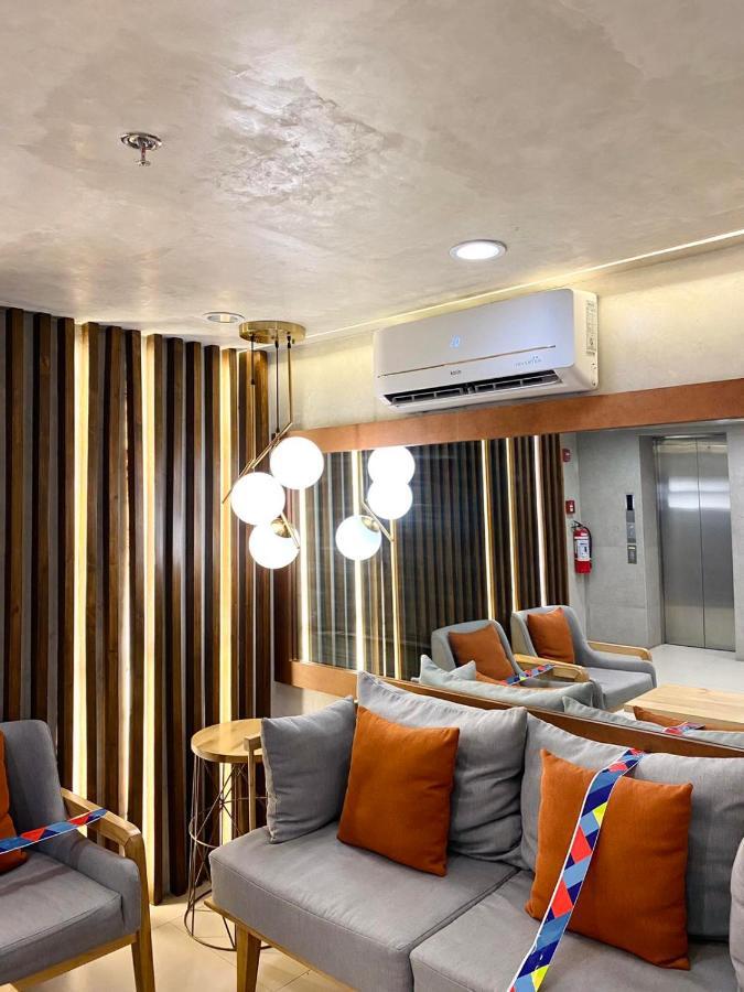 Ihotel Uptown Bgc Hotel 3*